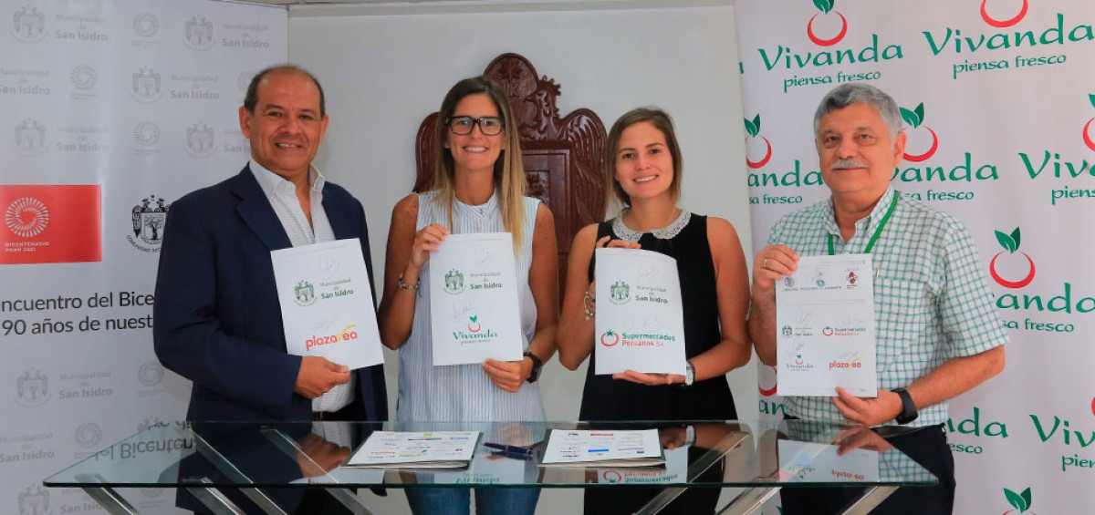 firma-del-pacto-ambiental-plaza-vea-vivanda
